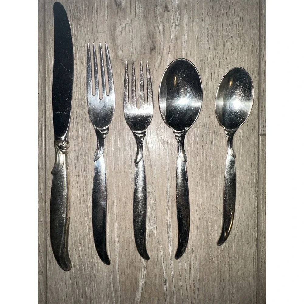 Vintage 1847 Rogers Bros. FLAIR Silverplate 5 Piece Place Setting ~ Flatware